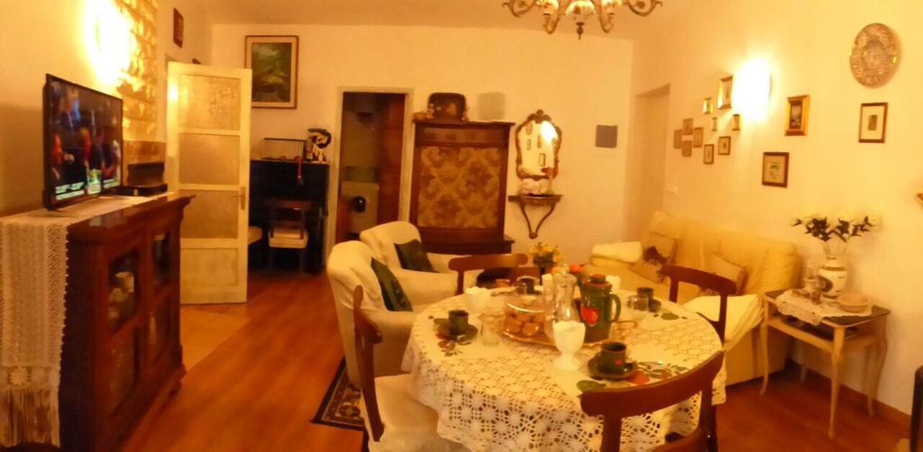 Casa Vacanze Sole Borghetto d'Arroscia Exterior foto