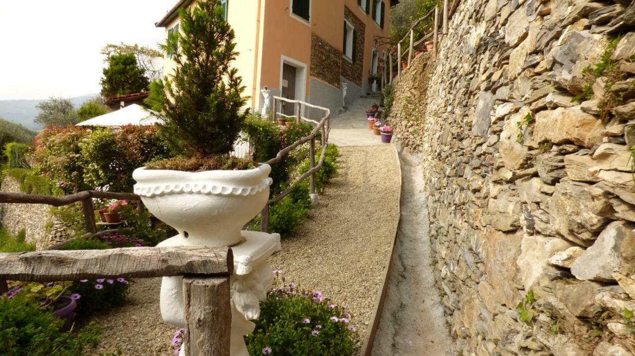Casa Vacanze Sole Borghetto d'Arroscia Exterior foto